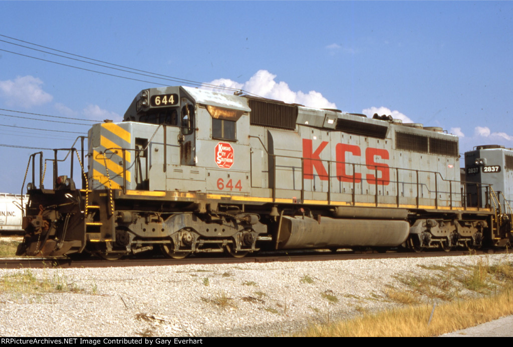 SD40-2 #644 - Kansas City Southern